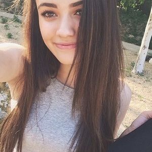 Meet your Posher, Ashlee